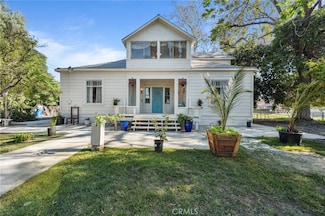 318 E 11th St, Pomona, CA 91766