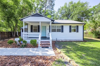 925 NE 7th Place, Gainesville, FL 32601