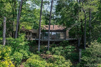 109 Kingfisher Cir, Weems, VA 22576