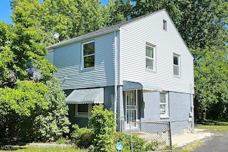 1445 Sulzer Ave, Euclid, OH 44132