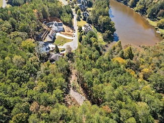 57 Lake Overlook Dr, White, GA 30184