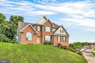 11870 Paradise Ln, Glen Rock, PA 17327