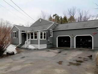 15 Pioneer Rd, Rye, NH 03870