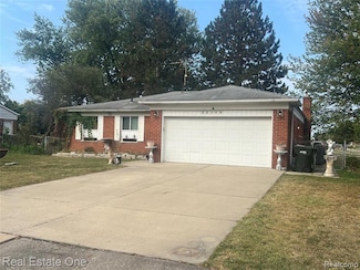 33569 Breckenridge Dr, Sterling Heights, MI 48310