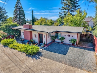 465 Hillcrest Dr, Lakeport, CA 95453