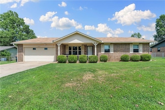 1903 Jean St, Springdale, AR 72762