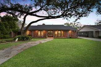 6135 Cedar Creek Dr, Houston, TX 77057