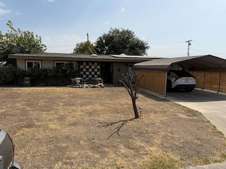 1699 E Academy Ave, Tulare, CA 93274