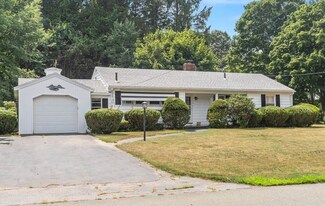 95 Hyatt Ave, Haverhill, MA 01835