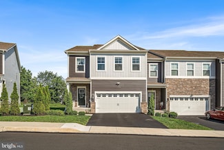 43 Hummingbird Ln, Phoenixville, PA 19460