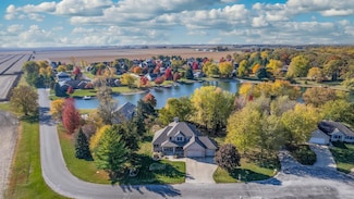 104 Lake View Dr, Fairbury, IL 61739