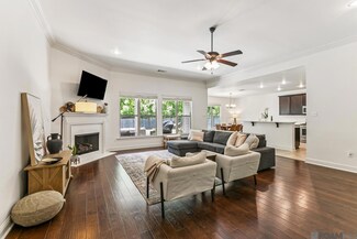 17525 Waterloo Dr, Baton Rouge, LA 70817