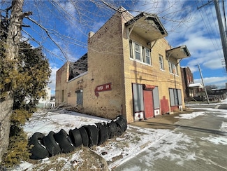 11831 Union Ave, Cleveland, OH 44105