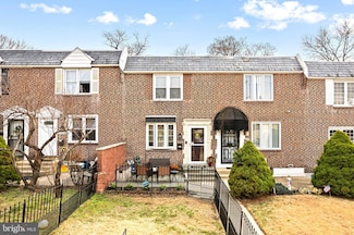 7556 Brockton Rd, Philadelphia, PA 19151