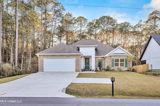 1051 Main St, Ocean Springs, MS 39564