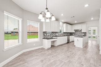 14910 High Meadow Ln, Beach City, TX 77523