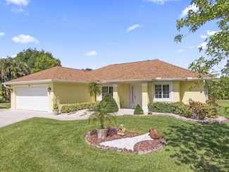 541 SW Saturn Ct, Port Saint Lucie, FL 34953