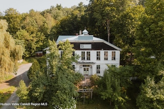 48 Upper Main St, Callicoon, NY 12723