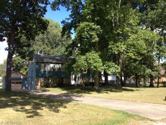 3333 Minuet Dr, Clinton, OH 44216