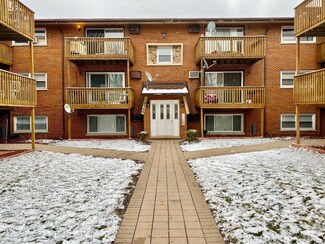 10751 S Harlem Ave Unit E2, Worth, IL 60482