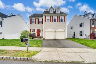 26 Stanford Dr, Kendall Park, NJ 08824