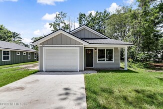45121 Mickler St, Callahan, FL 32011