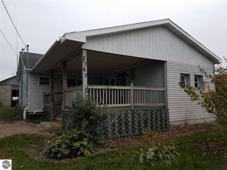 2369 20 Mile Rd, Marion, MI 49665