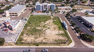 221 Calle Del Norte, Laredo, TX 78041