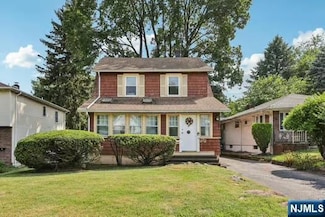 272 Rosemont Place, Englewood, NJ 07631