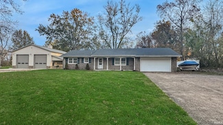 6777 Oak Grove Rd, Newburgh, IN 47630