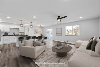 108 W Washington St, Norway, IA 52318