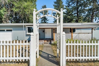 1038 N 15th St, Coeur D Alene, ID 83814