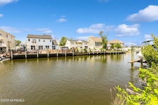 28 Commodore Dr, Brick, NJ 08723