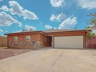 1701 Hoffman Dr NE, Albuquerque, NM 87110