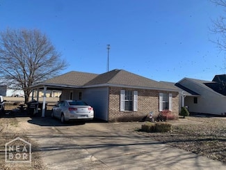 309 Sharon Dr, Trumann, AR 72472