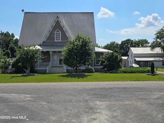 11940 Tom Gibson Rd, Laurinburg, NC 28352