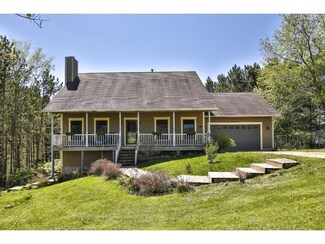 N6449 330th St, Elmwood, WI 54740
