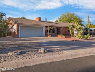 5731 E Holmes St, Tucson, AZ 85711