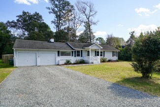 109 Hawthorne Dr, Wilmington, NC 28403