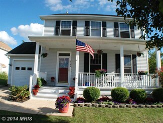 8389 Eldorado Dr, Marshall, VA 20115