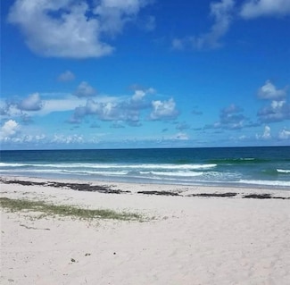 4100 N Highway A1a Unit 113, Hutchinson Island, FL 34949