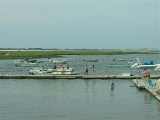 90 Conomo Point Rd, Essex, MA 01929