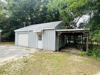 700 Lincoln Ave Unit B, Defuniak Springs, FL 32435