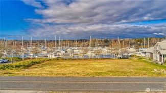 19 Harbor Seal Dr, Point Roberts, WA 98281