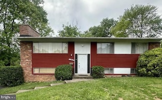 4024 Honey Ln, Annandale, VA 22003