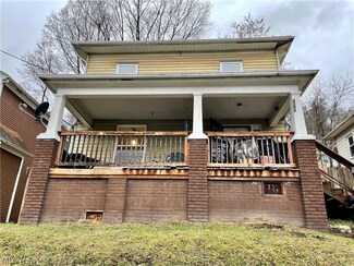3709 Orchard St, Weirton, WV 26062