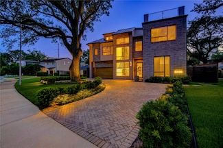 2006 Suffolk Dr, Houston, TX 77027