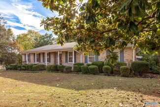 200 Spring Valley Ct SW, Huntsville, AL 35802