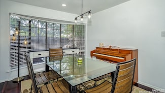 7711 Callaghan Rd Unit 714, San Antonio, TX 78229