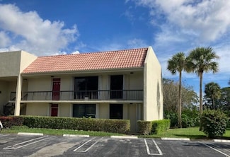 2520 Presidential Way Unit 205, West Palm Beach, FL 33401